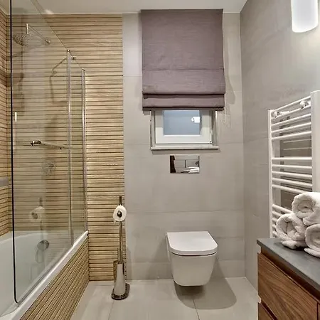 Location Is Very Quiet But Very Close To Restaurants ! Pensiune